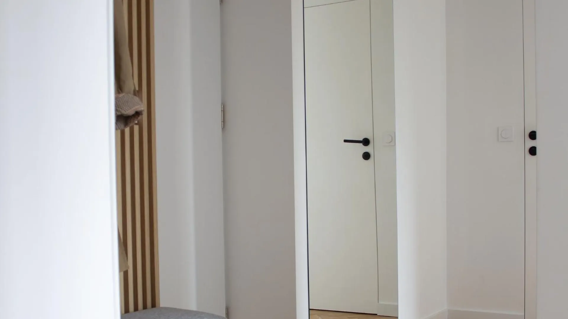 Vistula Nest Two Bedroom Apartment Near Kazimierz Krakow